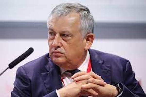 Губернатор Ленинградской области А. Дрозденко. Третий срок? А почему и нет?!