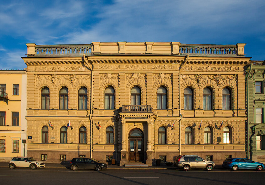 Особняк Фон Дервиза. Автор фото: Литвяк Игорь / Фотобанк Лори