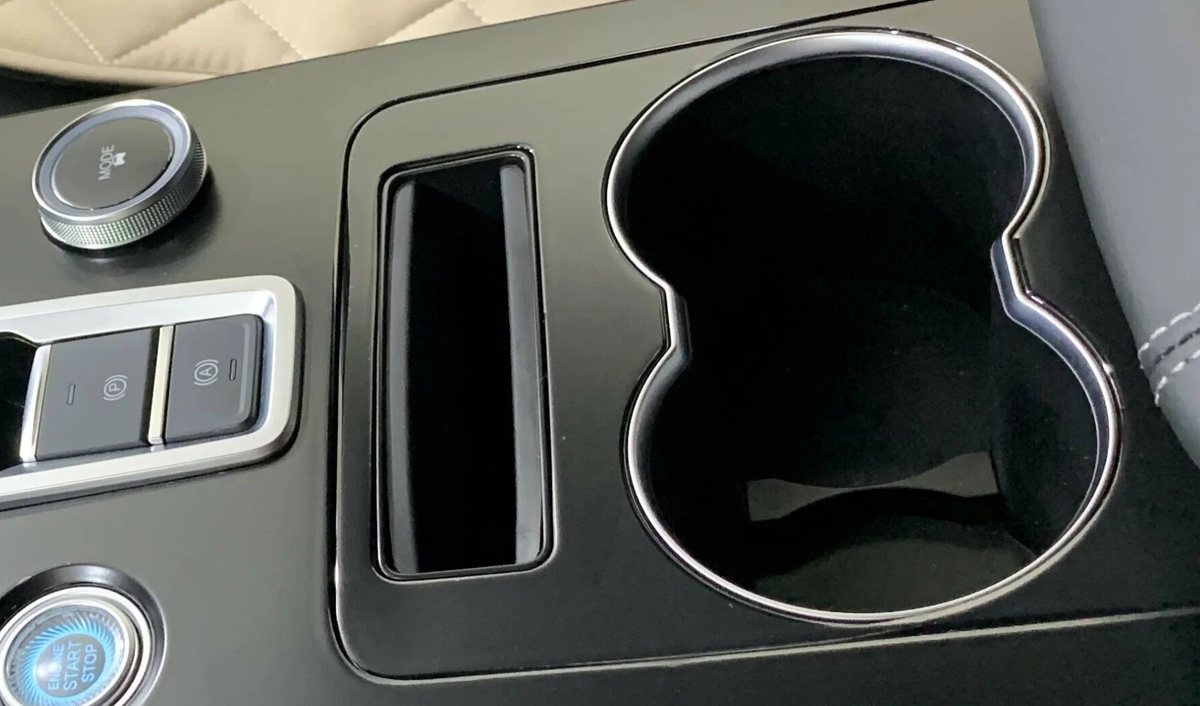 Подстаканники Chery Tiggo 8 Pro