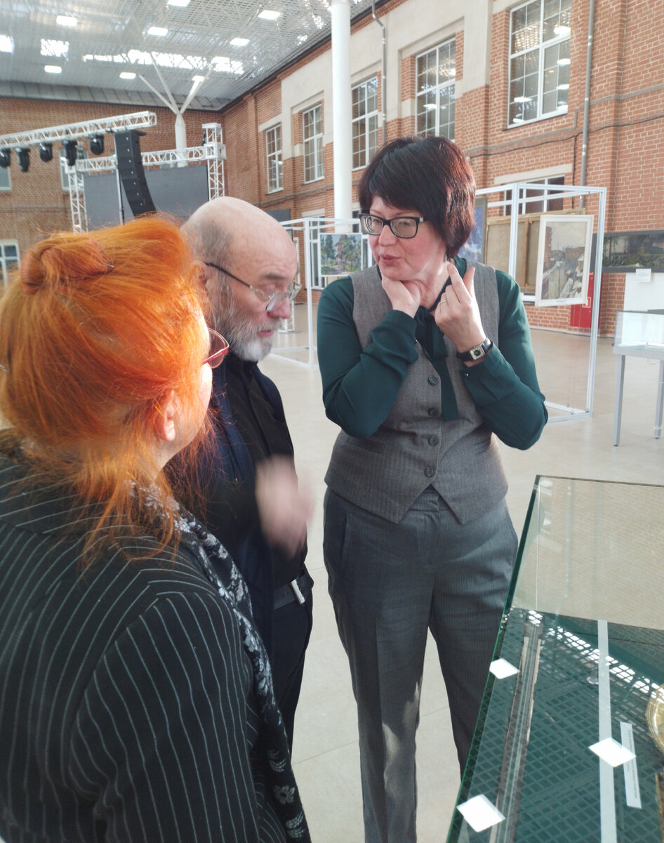 И это неплохой повод для открытия интересной выставки в Атриуме музейно-выставочного комплекса.  5/12/2023. Отличная, морозная погода, и  такая вот красота вокруг.-11