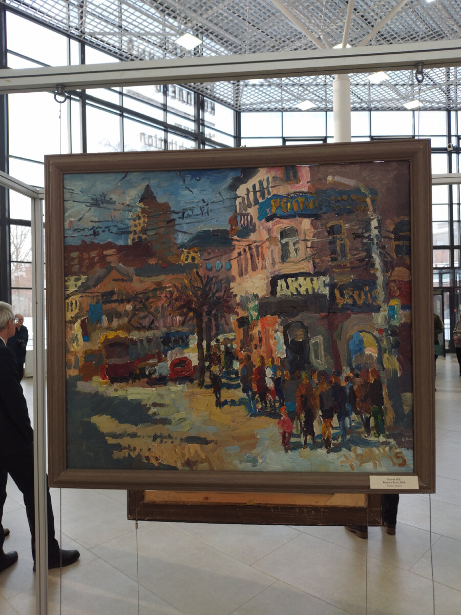 И это неплохой повод для открытия интересной выставки в Атриуме музейно-выставочного комплекса.  5/12/2023. Отличная, морозная погода, и  такая вот красота вокруг.-20