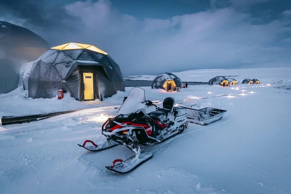 Kakslauttanen Arctic Resort Igloos and Chalets сафари