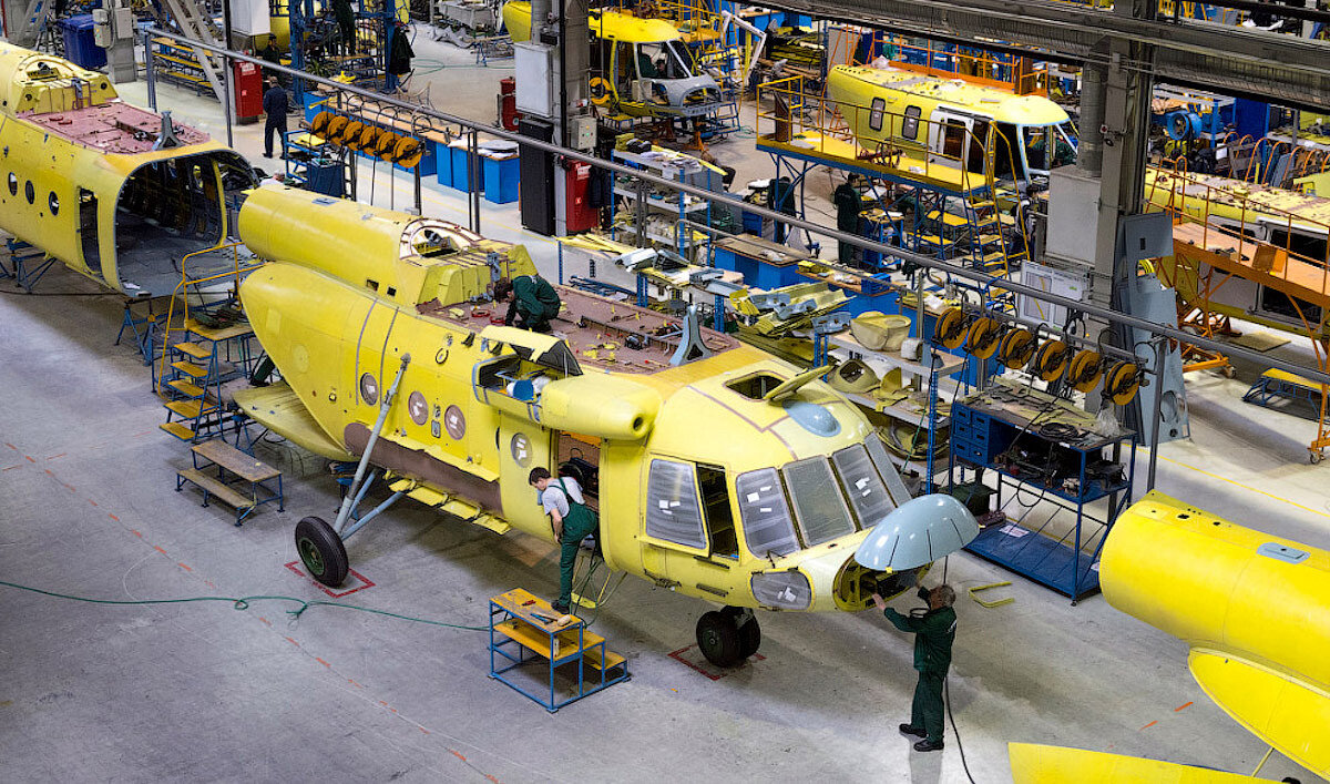 вертолеты казанского вертолетного завода. квз вертолетный завод. пао квз завод казань. квз вертолетный завод. казанский вертолетный завод, казань.