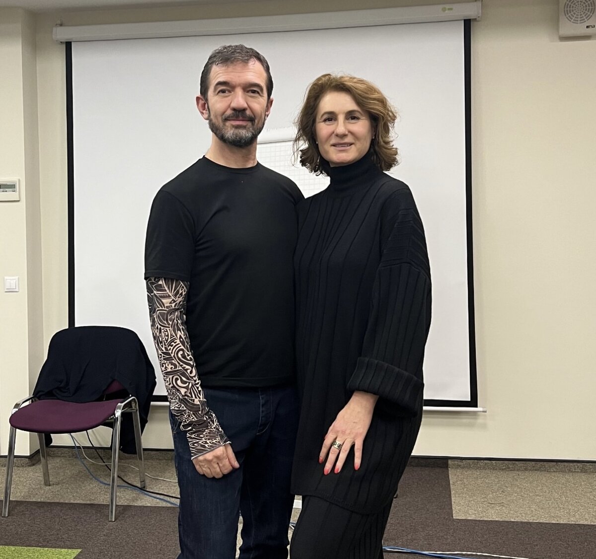 Хестанова Тамара и Станислав Сидоров, авторы и преподаватели курса «Практическая акупунктура» со стажем 25+ лет в лечении иглами
