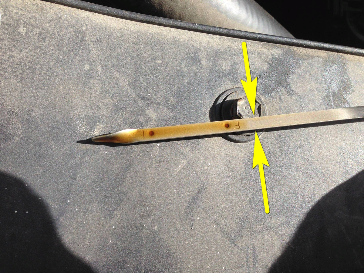 Щуп уровня масла, перед  — 4730