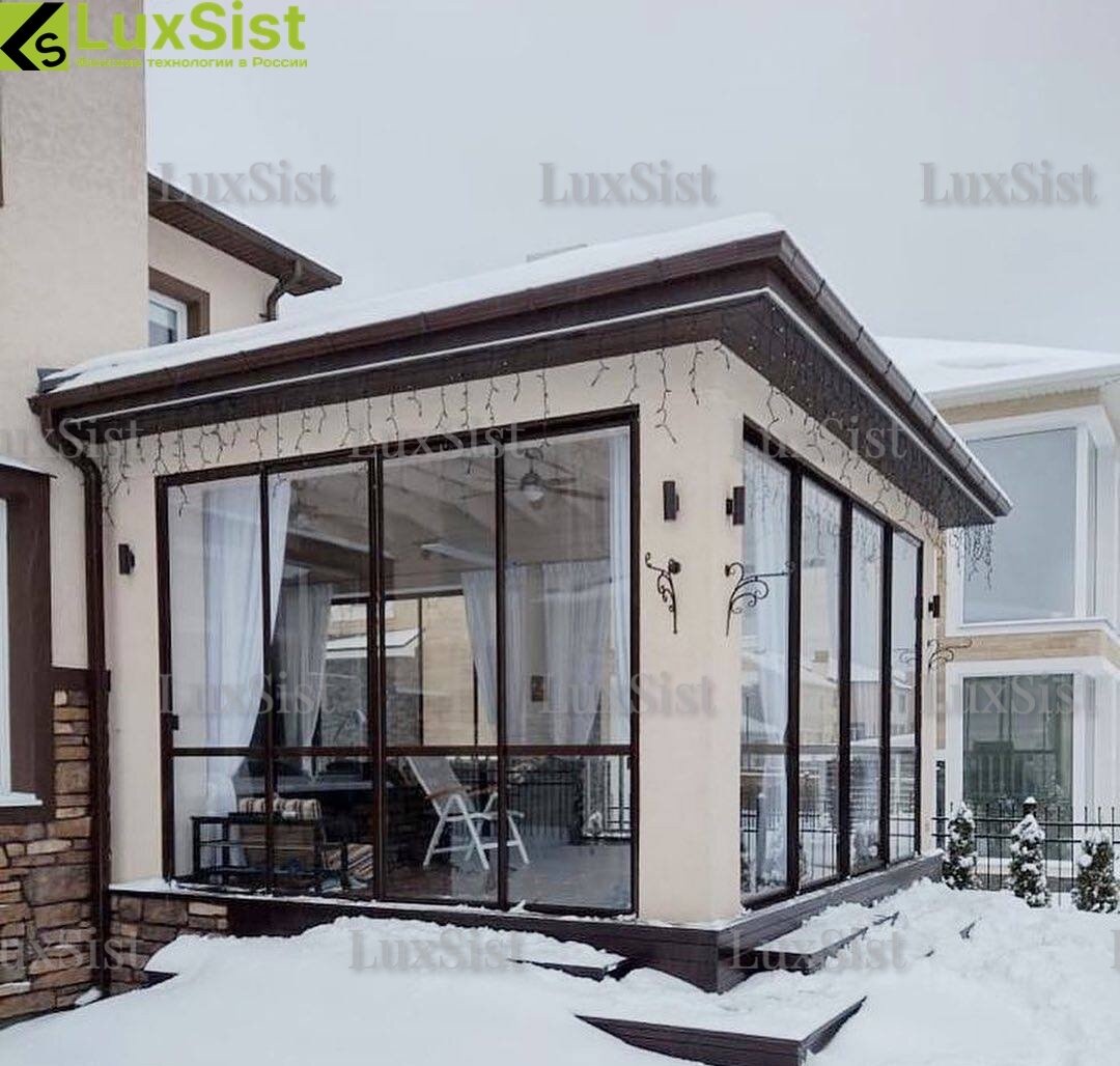 Раздвижное остекление LuxSist.