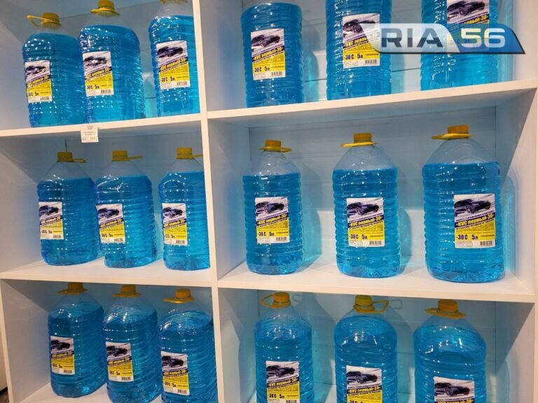    Роспотребнадзор дал оренбуржцам совет, как выбрать качественную «незамерзайку» Андрей Севостьянов