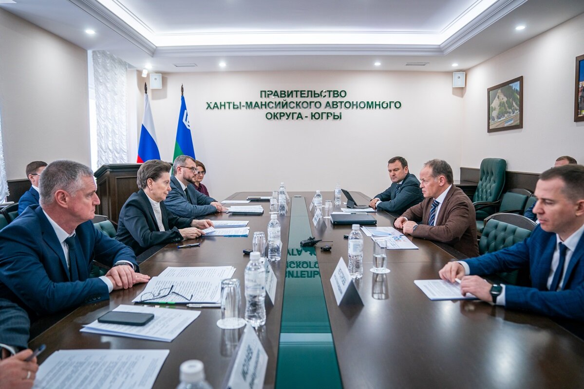    Наталья Комарова и Александр Дыбаль обсудили векторы сотрудничества