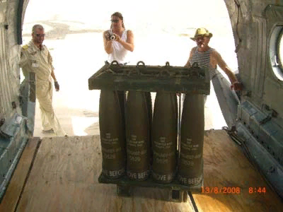 П.С. Девушка - второй пилот на российском МИ-8 тоже будет, но во второй части. Рассказ только начинается.