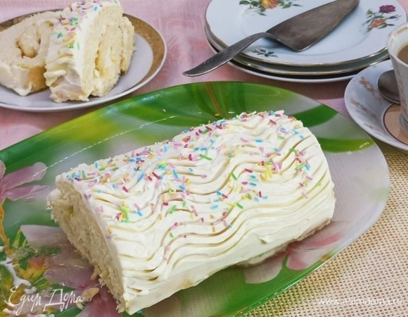 Бисквитный рулет с крем-чизом