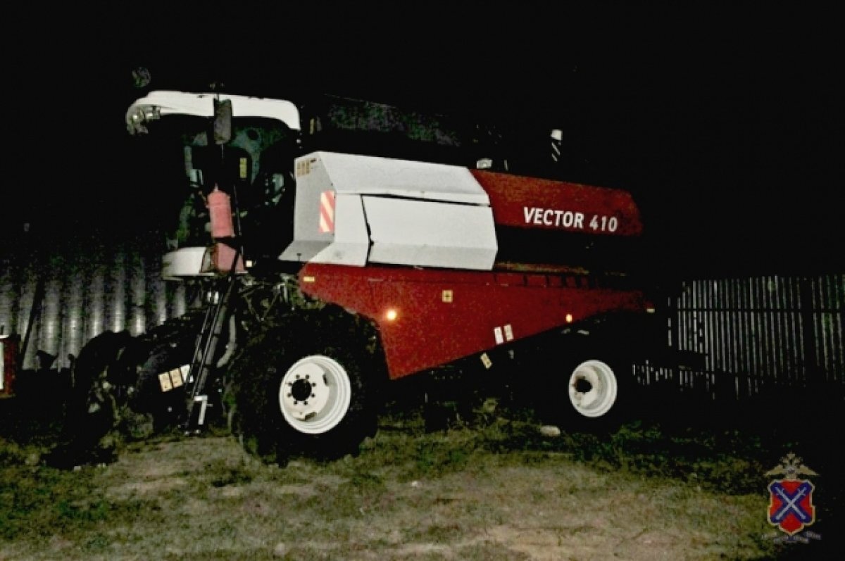    Волгоградец попытался поджечь комбайн свата, чтобы отомстить его сыну