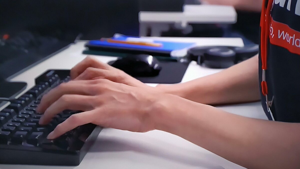    Как часто нужно убирать рабочее место и почему? Инфекционист рассказал о рисках© Global Look Press | Victor Lisitsyn Виктор Лисицын