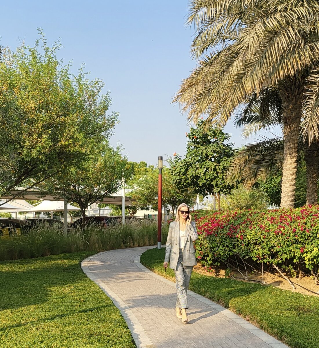 Забежим вперед: иногда мне хочется накинуть пиджак или даже кофту)