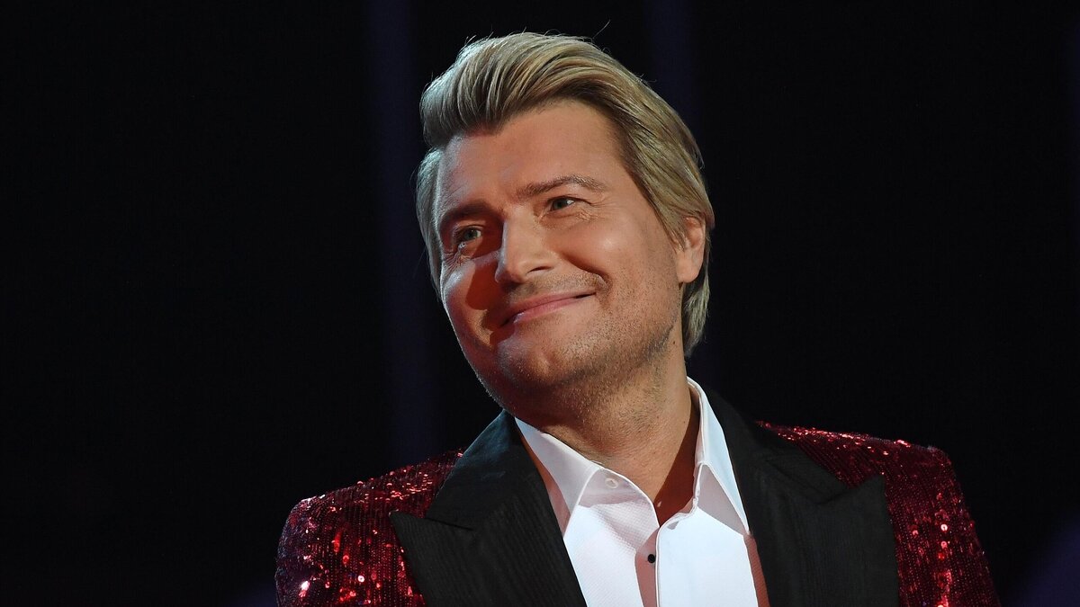    Не знаете, что попросить в подарок на Новый год? Возьмите пример с Николая Баскова© РИА Новости | Екатерина Чеснокова