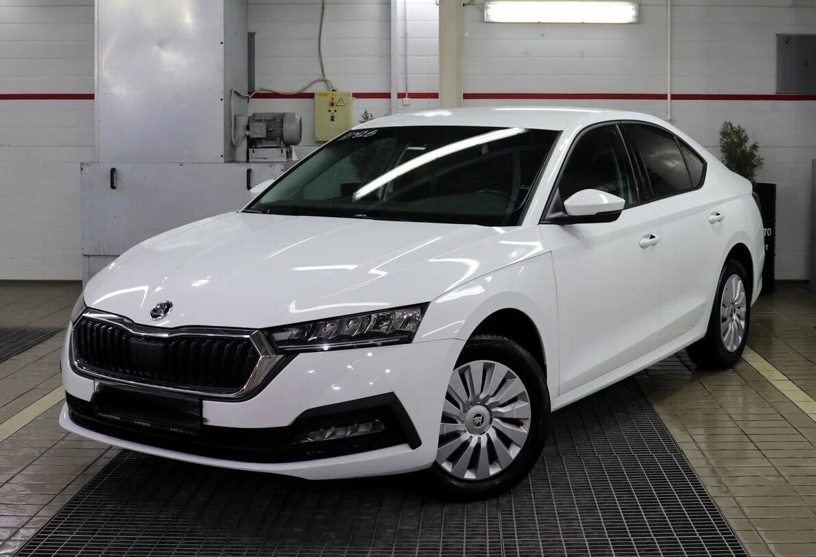 Шкода Октавия.