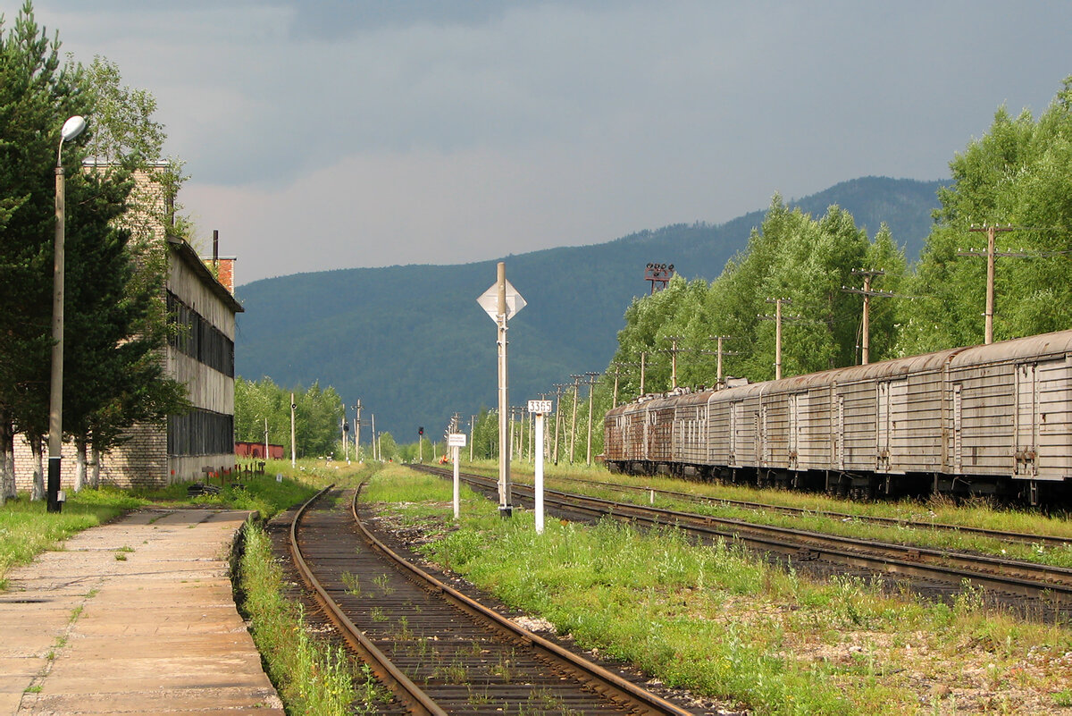 В 13 часов приехал наш голубой УАЗ и мы поехали в Солони.-2