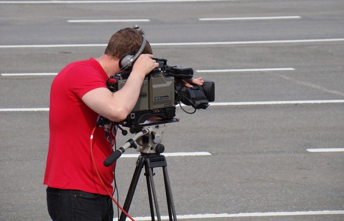 Сейчас идет активный съемочный процесс ситкома.  Фото: pxhere.com