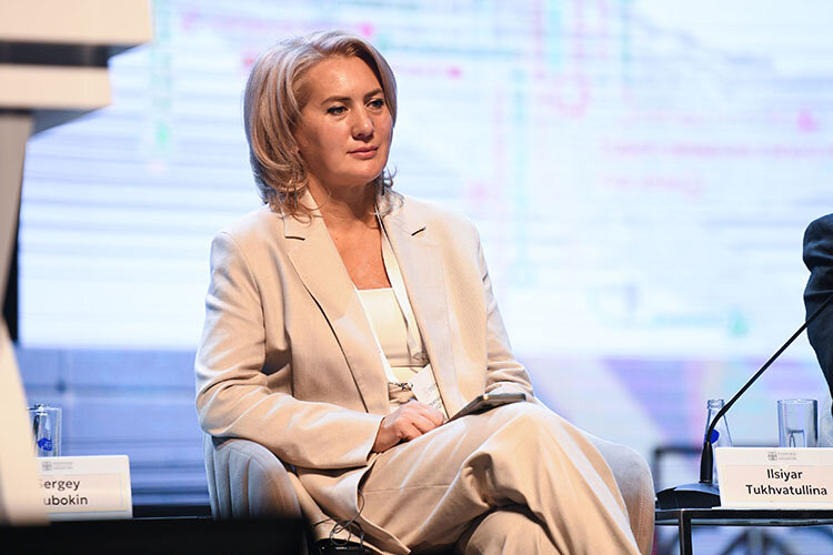    «Город пока не активно работает с водой и прибрежными территориями», — признала следом главный архитектор Казани Ильсияр Тухватуллина Фото: kzn.ru