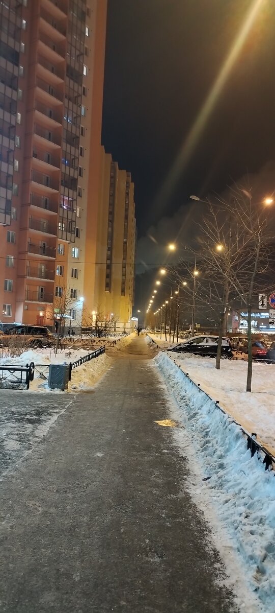 Хромаем в сторону грузинского гостеприимства и вкусной еды) 