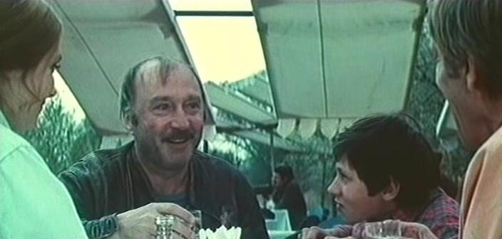 игорь ледогоров. шествие золотых зверей 1978. шествие золотых зверей книга. игорь ледогоров википедия. киноафиша для художественного фильма.