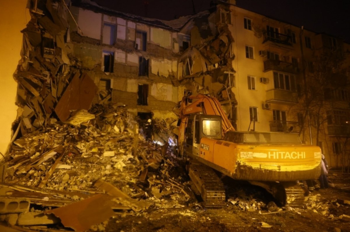    В Астрахани пообещали выплаты всем жильцам обрушившегося дома