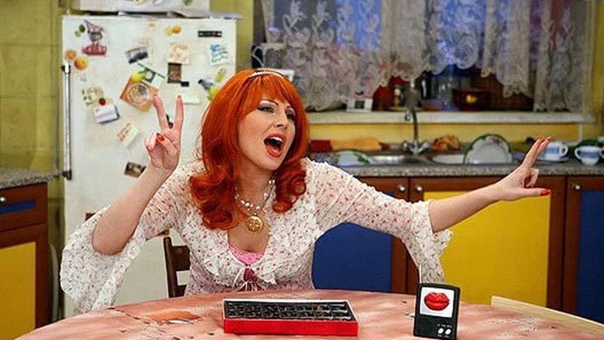    Кадр из сериала «Счастливы вместе»