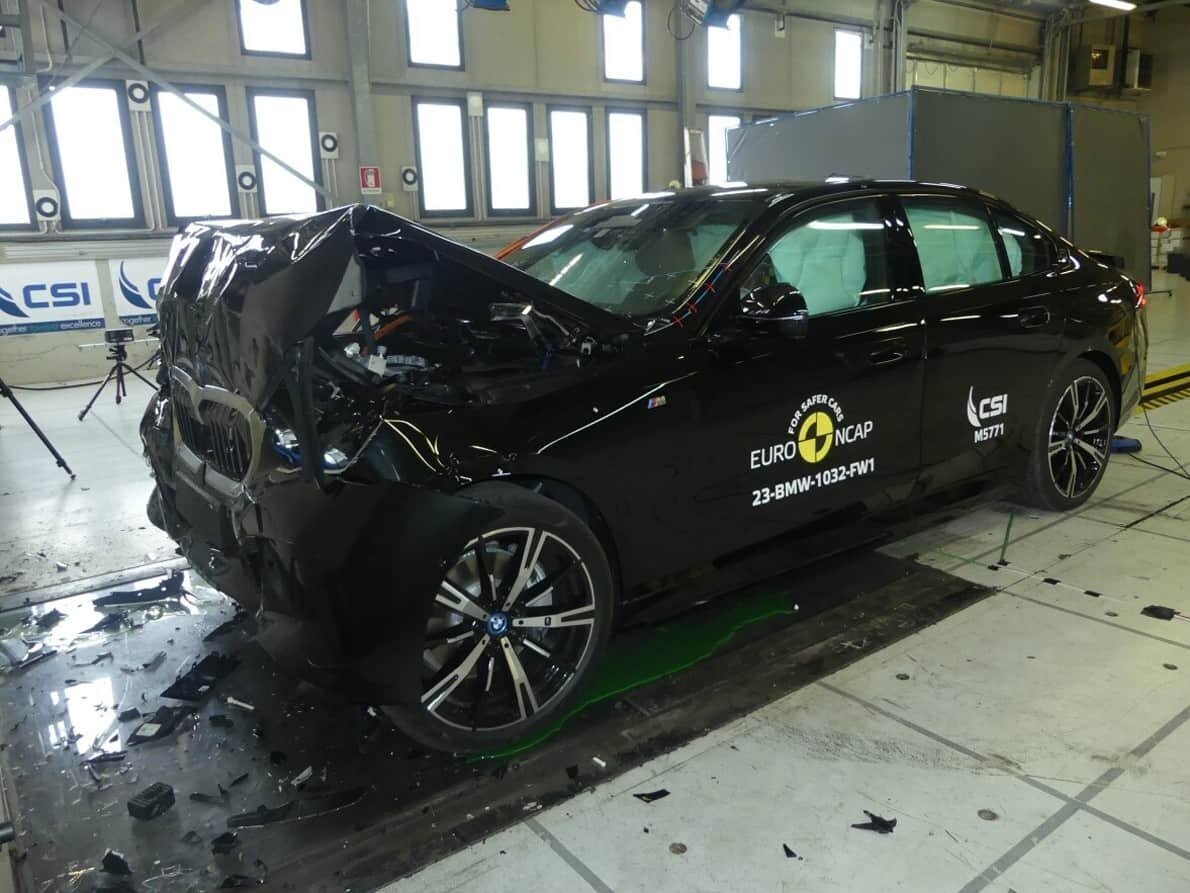 ВИДЕО: BMW 5 серии получил пять звезд в рейтинге краш-тестов Euro NCAP |  BMWLAND_official | Дзен