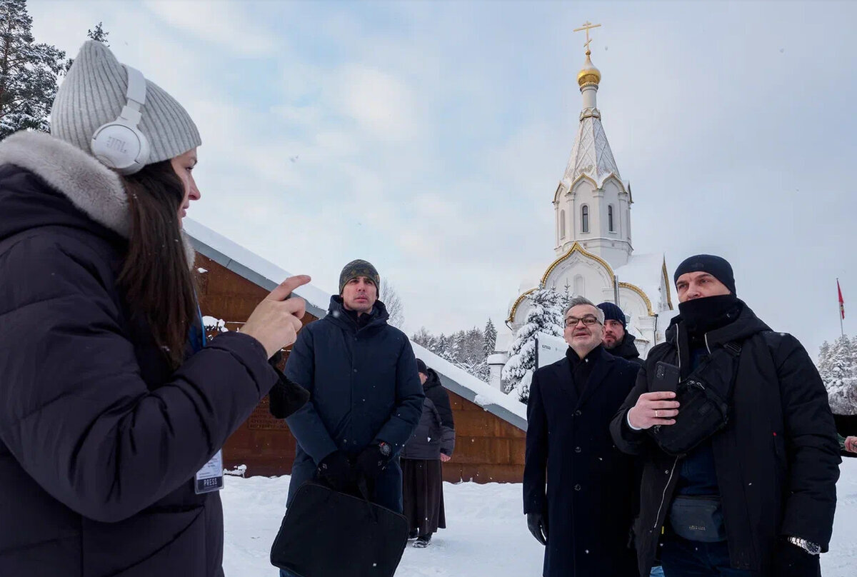 Польский посол Краевский продолжает настойчиво посещать Смоленск после  закрытия консульства | Readovka67.ru | Дзен