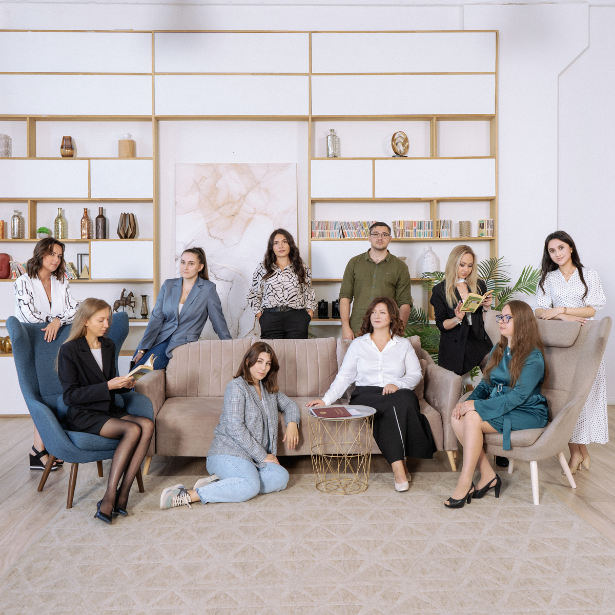 Марина Володина со студентами