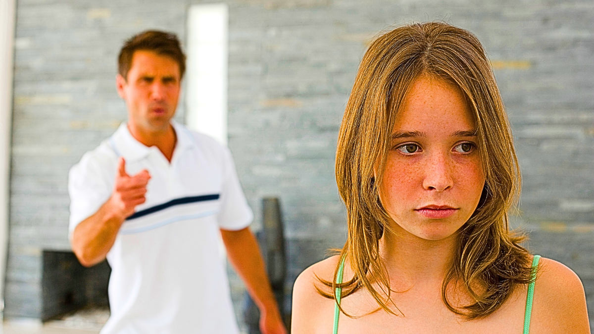 Bad teenagers. Angry father. Daughter Destroyer.