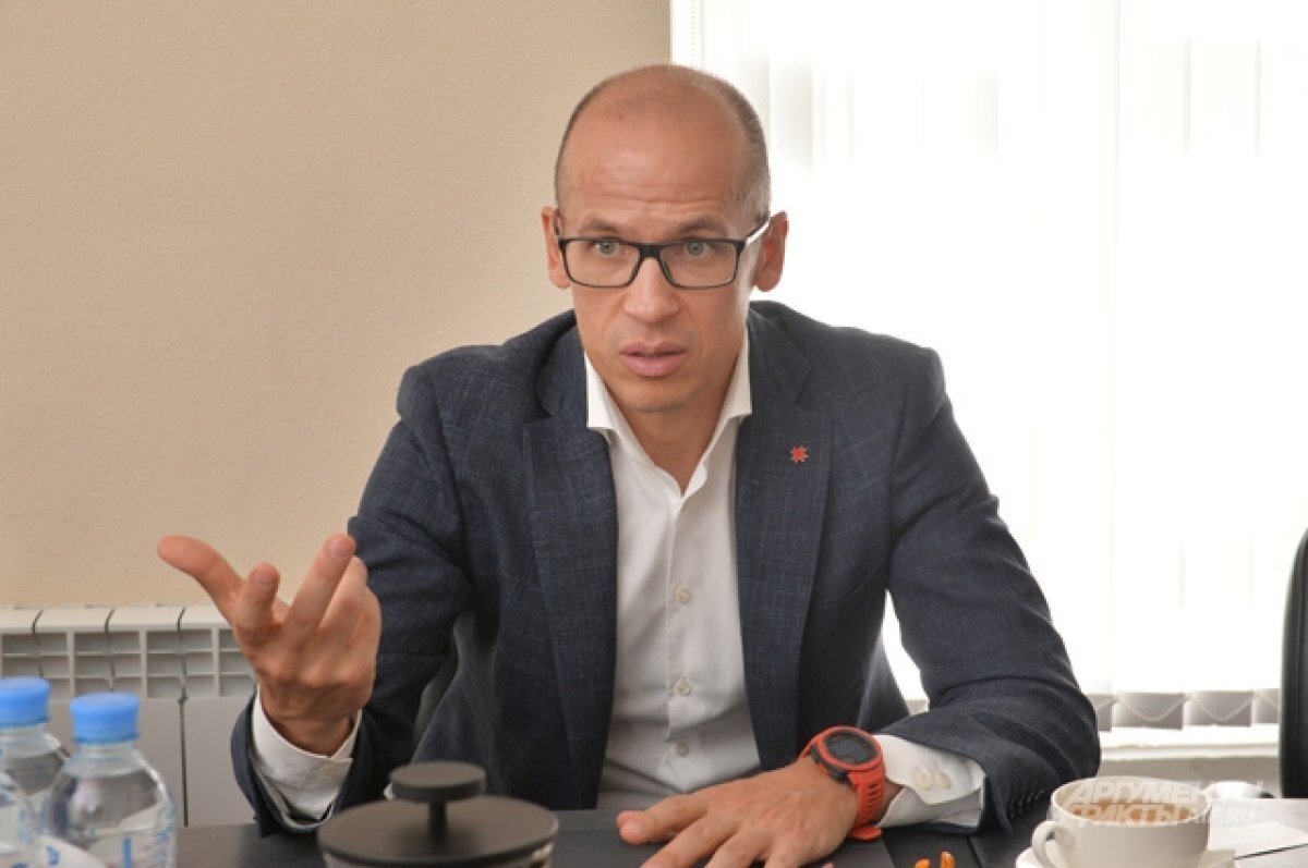    Александр Бречалов выразил соболезнования семьям и пожелал скорейшего выздоровления пострадавшим при стрельбе в Брянске.