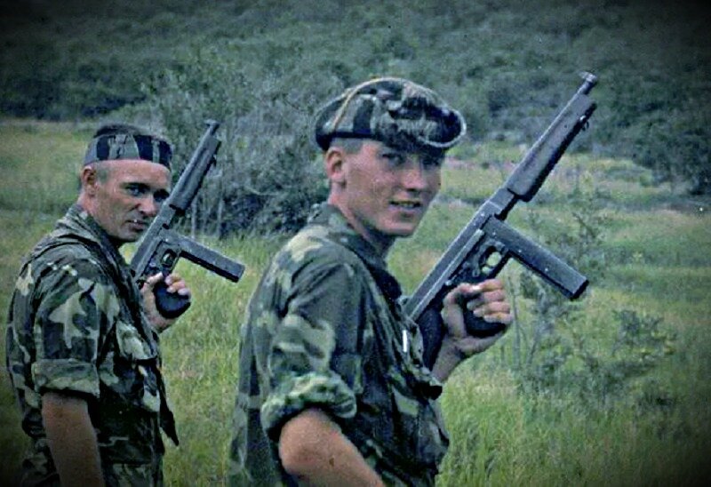 Пистолет-пулемет Томпсон во Вьетнамской войне.