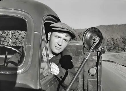 Кадр из советского фильма Василия Шукшина «Живет такой парень»