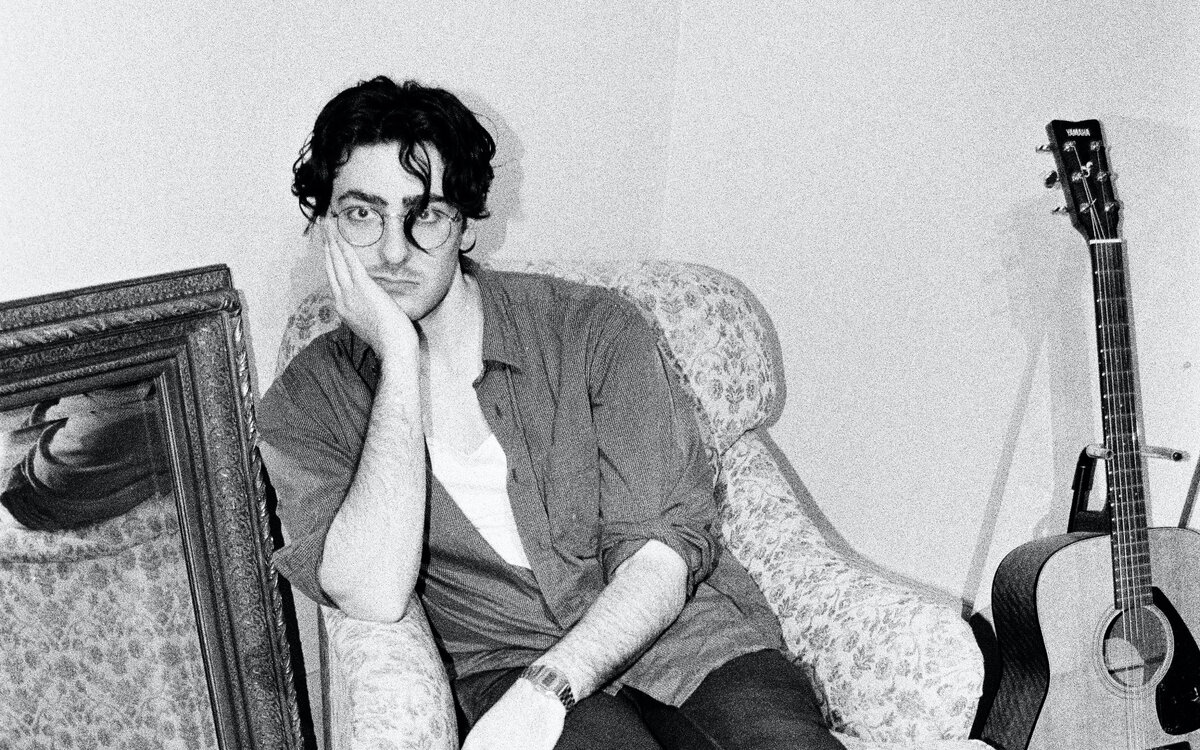 Sam Cohen (Glitter Party)