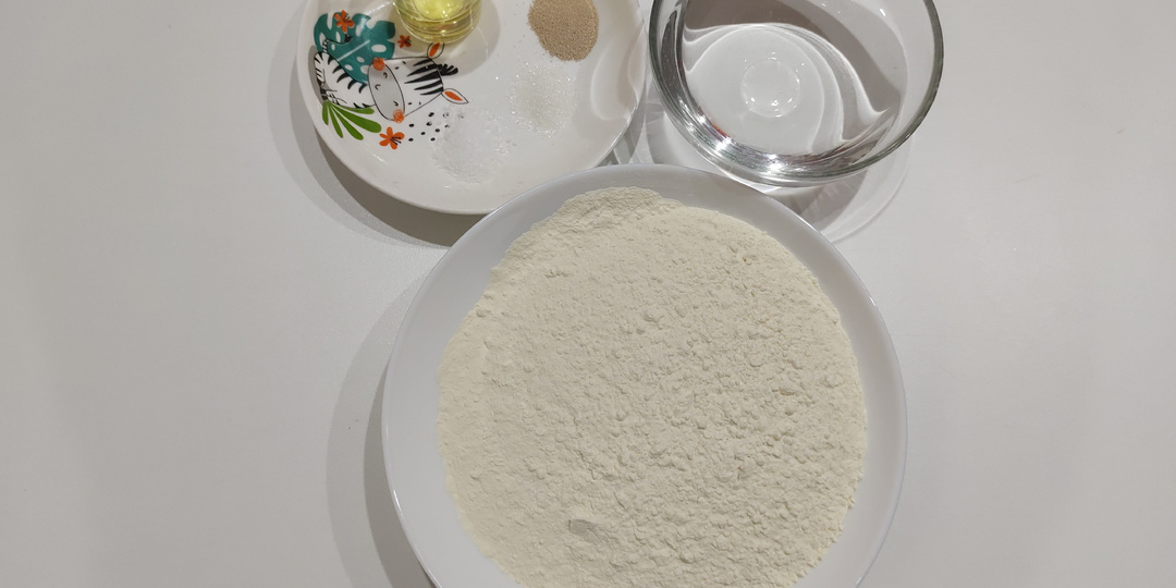 Тесто для пиццы: тонкое, хрустящее. Классический рецепт | 30-40 минут