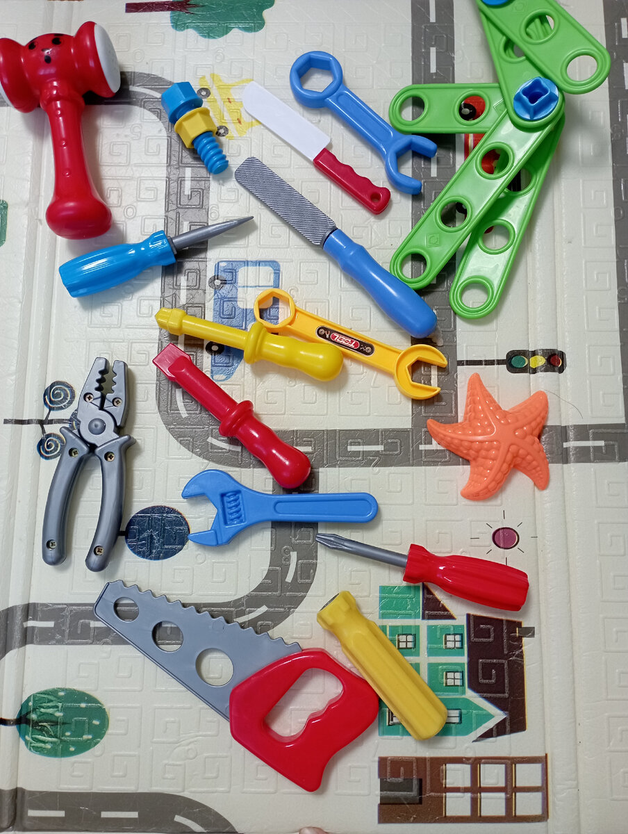 Часть нашего арсенала по ремонту 