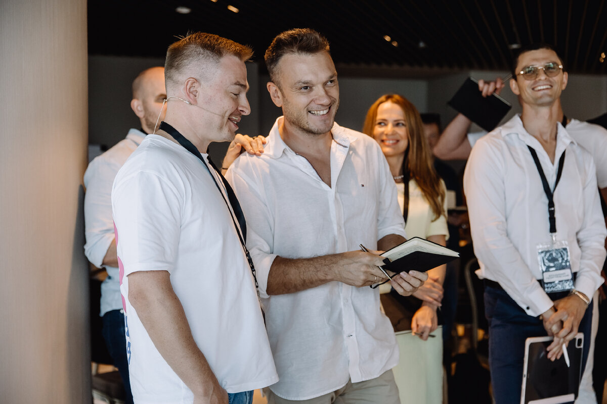 Евгений Лебедев