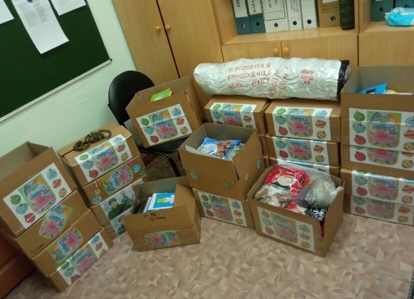    Школьники Адамовского района сделали блиндажную новогоднюю «елку» для бойцов СВО Кристина Просвиркина