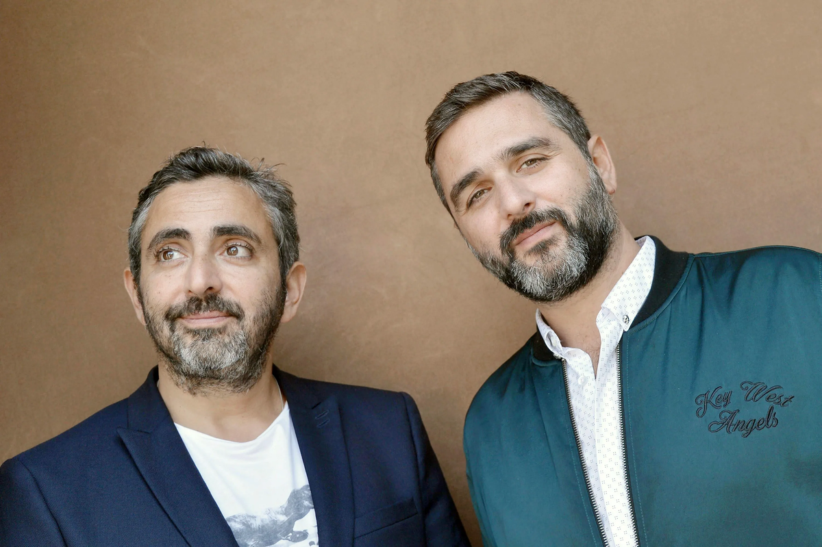 Оливье Накаш и Эрик Толедано. https://yandex.ru/images/search?img_url=https%3A%2F%2Ffrenchmania.fr%2Fwp-content%2Fuploads%2F2018%2F09%2FcinemaparNakacheettoledano_001.jpg&lr=971&pos=3&rpt=simage&source=serp&text=Оливье%20Накаш%20и%20Эрик%20Толедано