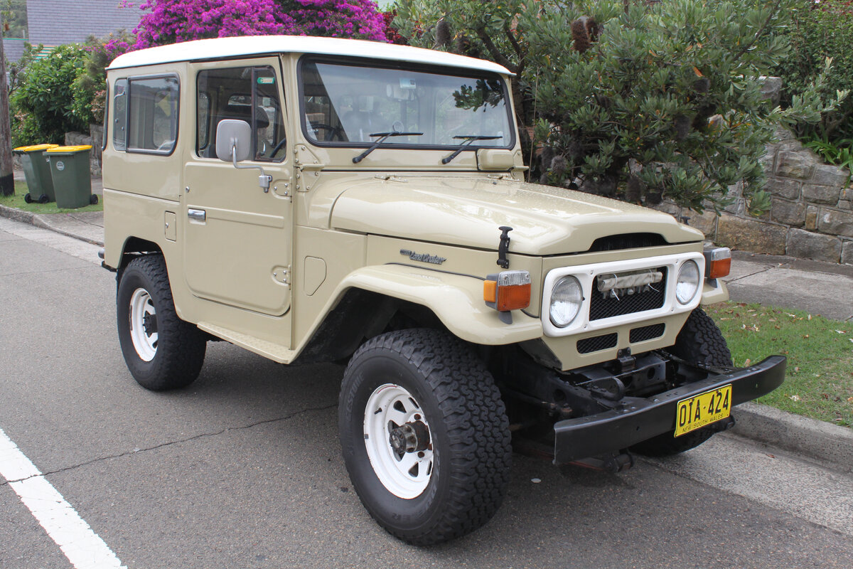Toyota Land Cruiser fj40 SEMICAB