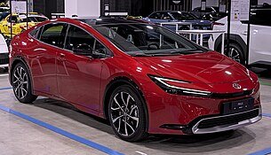 Toyota Prius
Toyota Prius пятого поколенияОбщие данныеПроизводительToyotaГоды производства1997 — настоящее времяКлассКомпактныйДизайн и конструкцияТип кузова4‑дв. седан (5‑мест.) (1997-2003)
5‑дв. лифтбек (5‑мест.) (с 2003)Трансмиссияe-CVTНа рынке Похожие моделиHonda Insight, Chevrolet Volt, Hyundai Ioniq