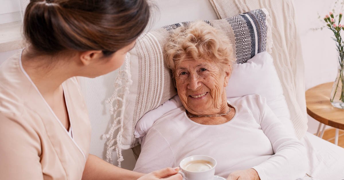 Около года назад я заметила, что моя соседка стала совсем плоха, решила ...