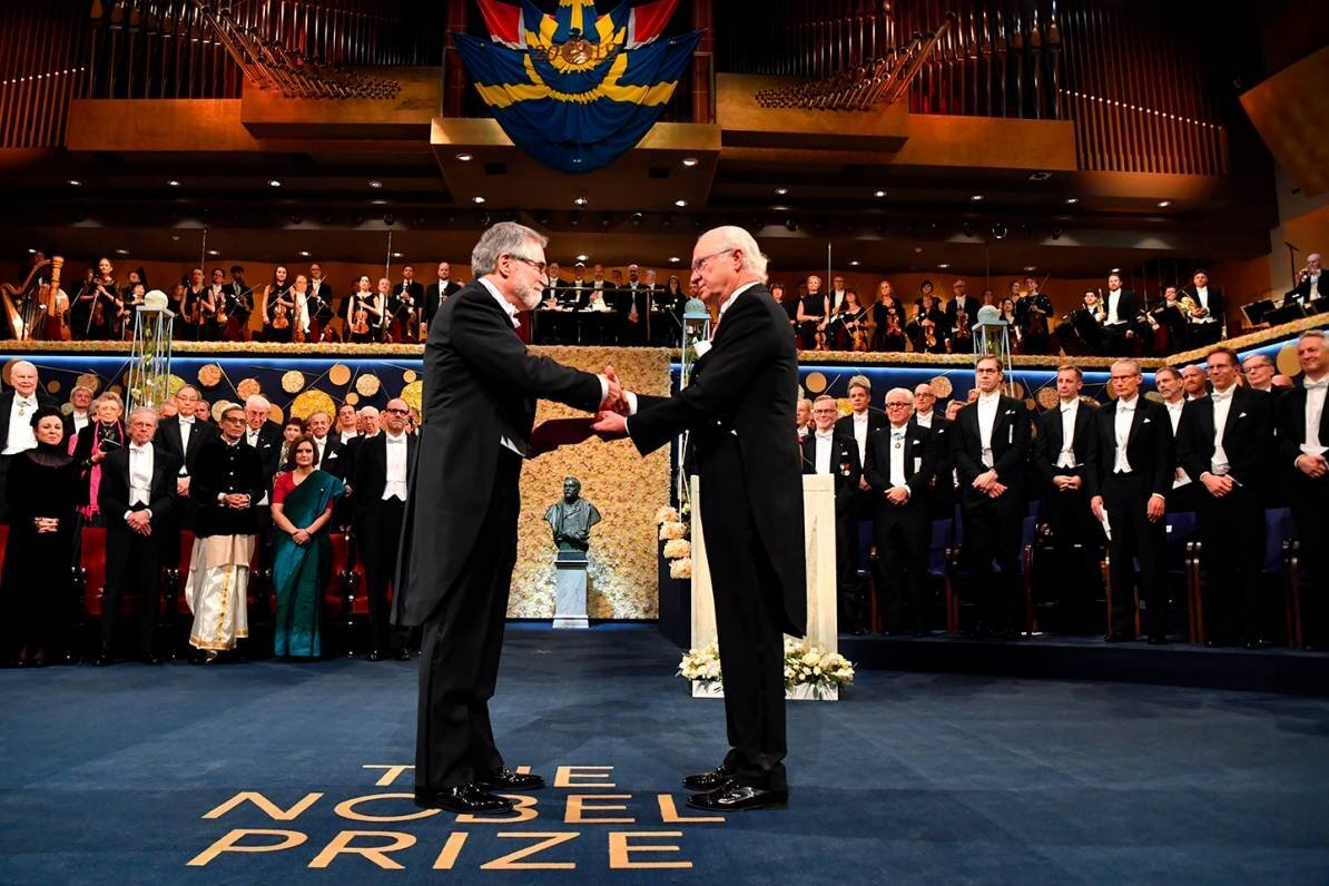 Нобелевская премия. Швеция Король Нобелевская премия. Нобель и Нобелевская премия.