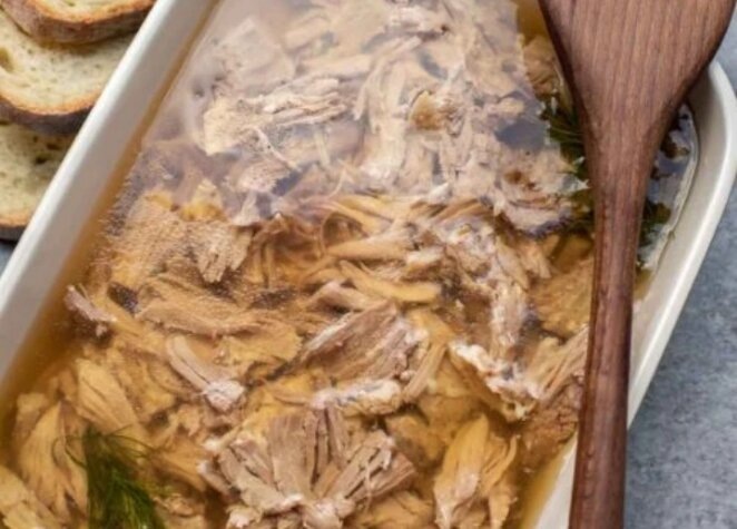 Про холодец: 3 заблуждения, которые стоят вкуса и красоты. Они усложняют жизнь - и поэтому холодец не застывает и не прозрачный