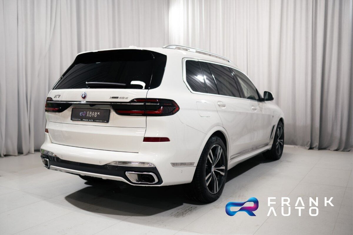 Экстерьер BMW X7 рестайлинг