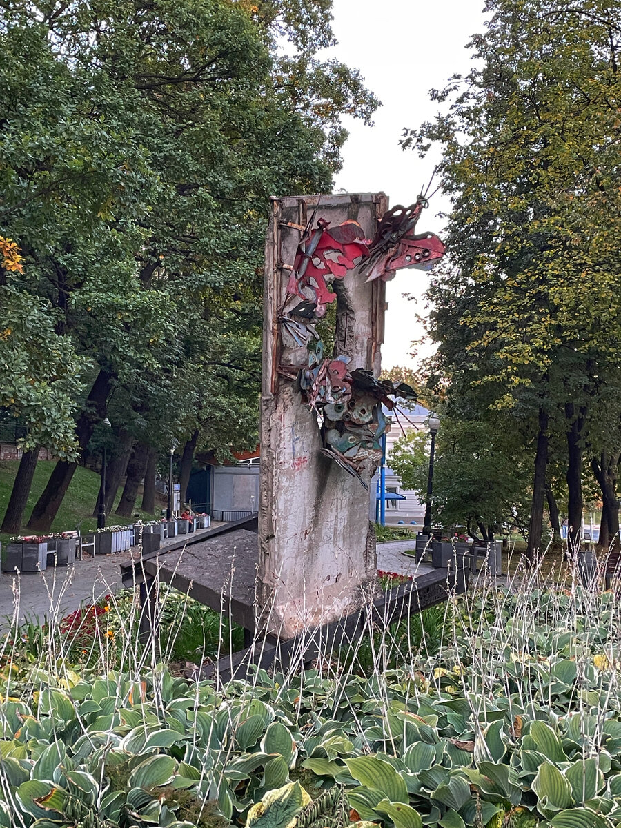 Где в москве находится студия. Телецентр останкино студии. Студия новостей москва 24. Зал камеди клаб в барвихе. Где в москве находится студия.