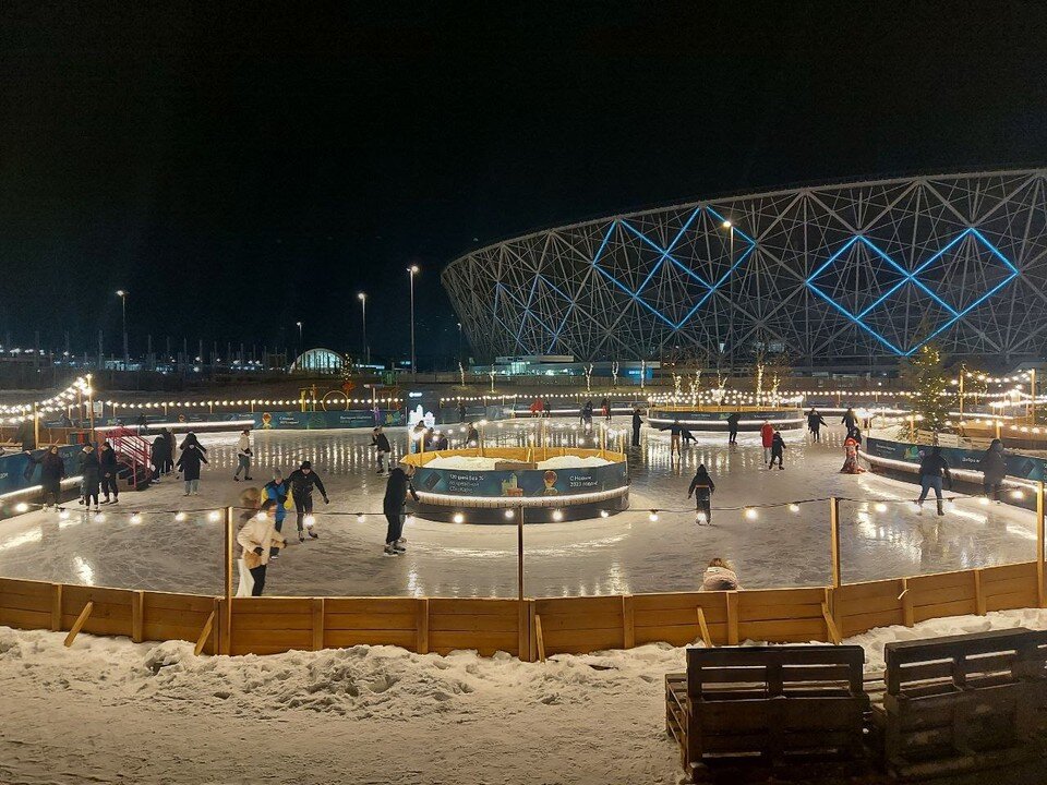    Каток Лагуна в ЦПКиО Волгограда работает с 8 декабря 2023 года. Инна ШЕРЕМЕТЬЕВА