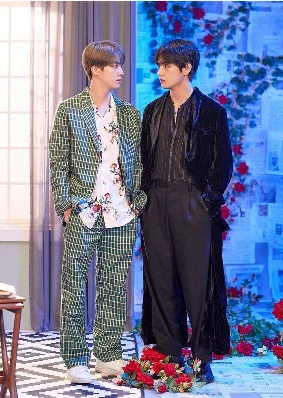 Неважно выглядишь ... а у тебя вся спина белая ..