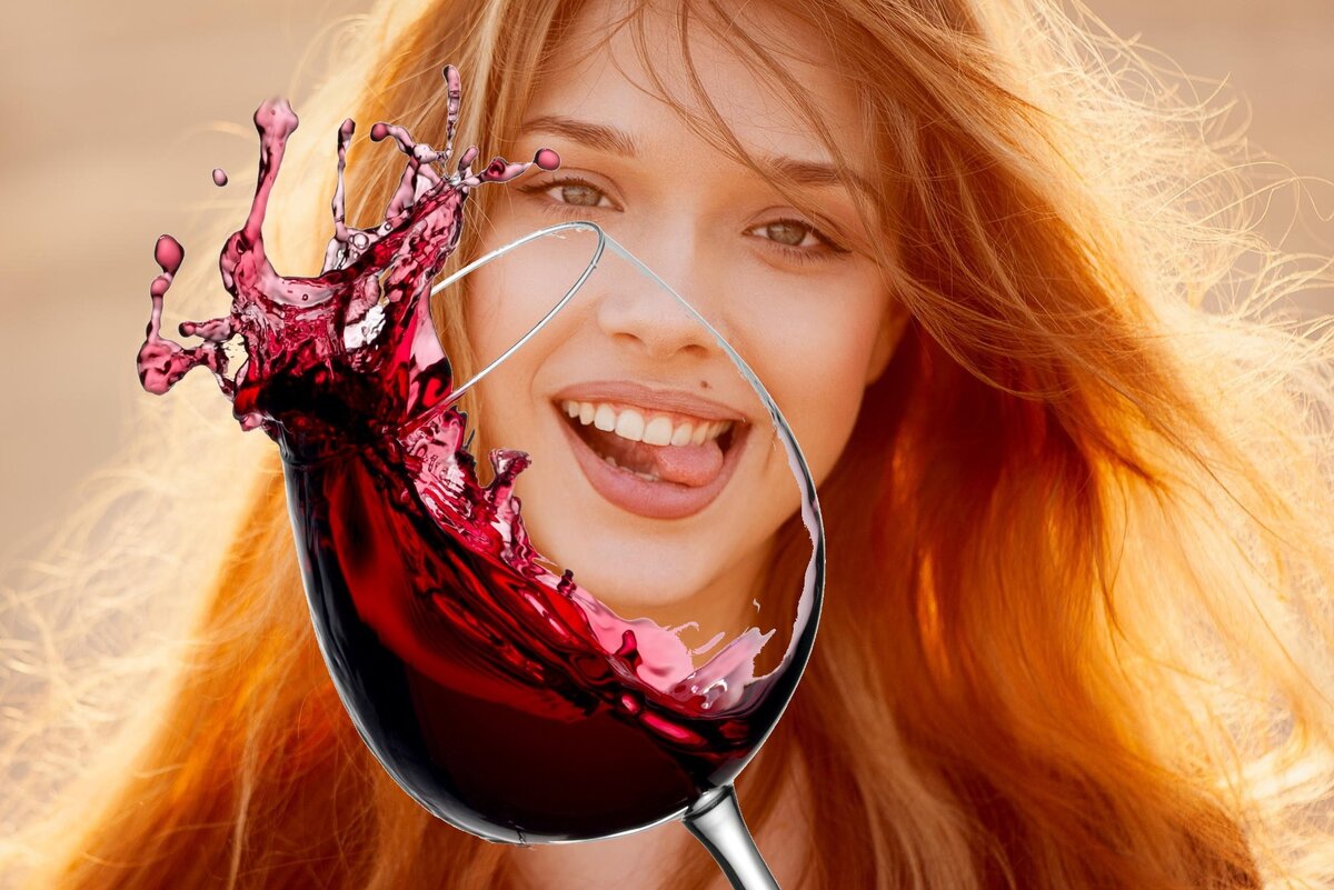 Бокал с рубиновым вином напомнит лето, /                                                                                                             Так поскорее пригуби напиток этот.  Коллаж автора