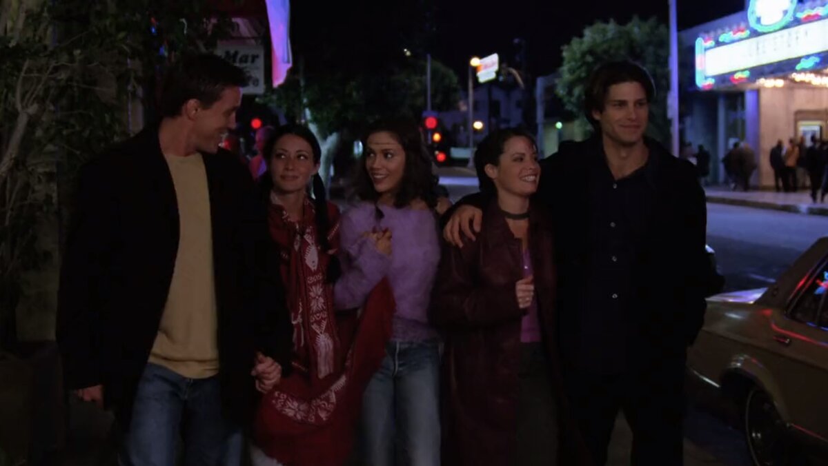 Две сладкие парочки и пятое колесо по имени Фиби.